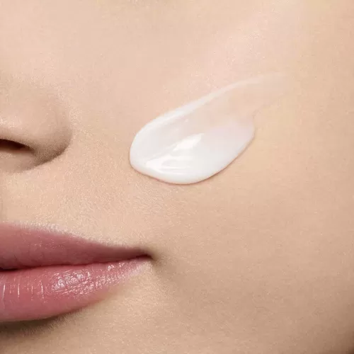 Clarins Tagespflege^Bright Plus Gel-Creme Hydratant Anti-Taches - Feuchtigkeit Spendende Gel-Creme Bei Pigmentflecken