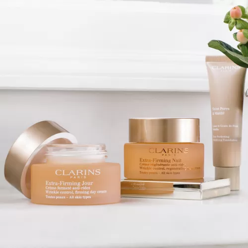 Clarins Tagespflege^Extra-Firming Jour Tagescreme Fur Jeden Hauttyp
