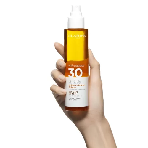 Clarins Sonnenschutz^Transparentes Sonnenschutz-Ol Fur Körper Und Haare Im Spray Uva/Uvb 30